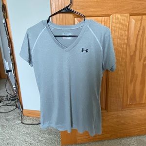 Under Armour T-shirt